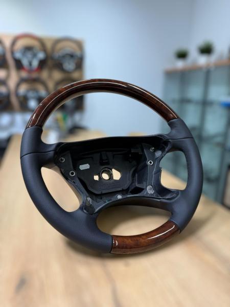 Mercedes Lenkrad neu beziehen W219, W211, W209 AMG & designo